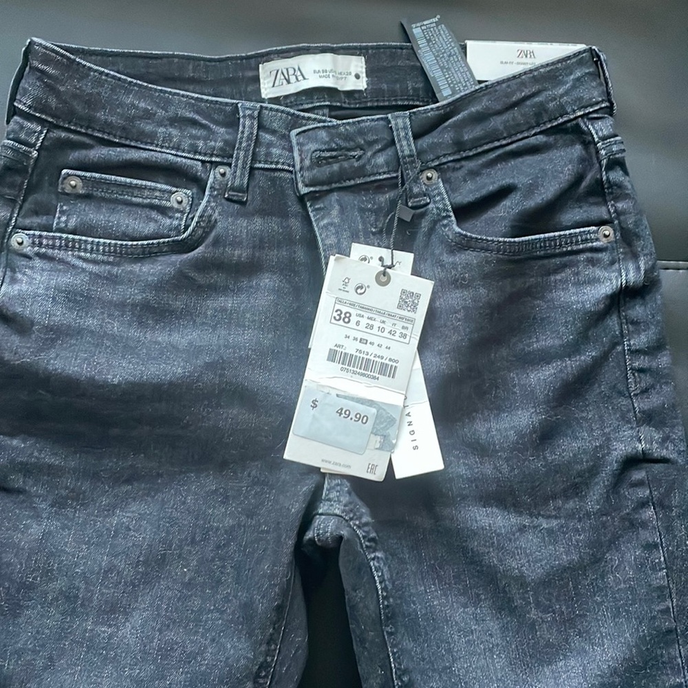 Zara Black mid rise jeans